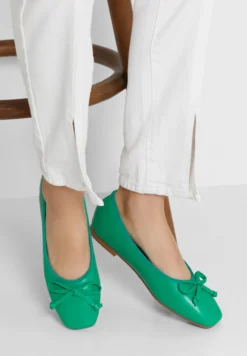 Square Toe Ballet Flat