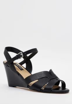 Nine West Janie- Mid-Heel Sandal
