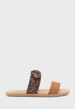 Katelyn Flat Sandals