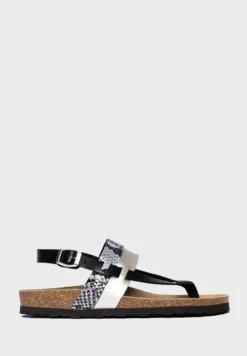 Lajas Flat Sandals