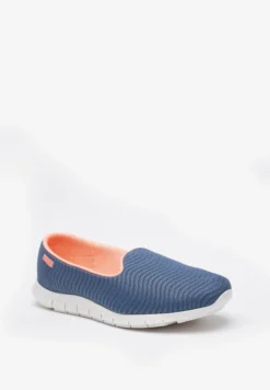 Poppy Low Top Sneakers