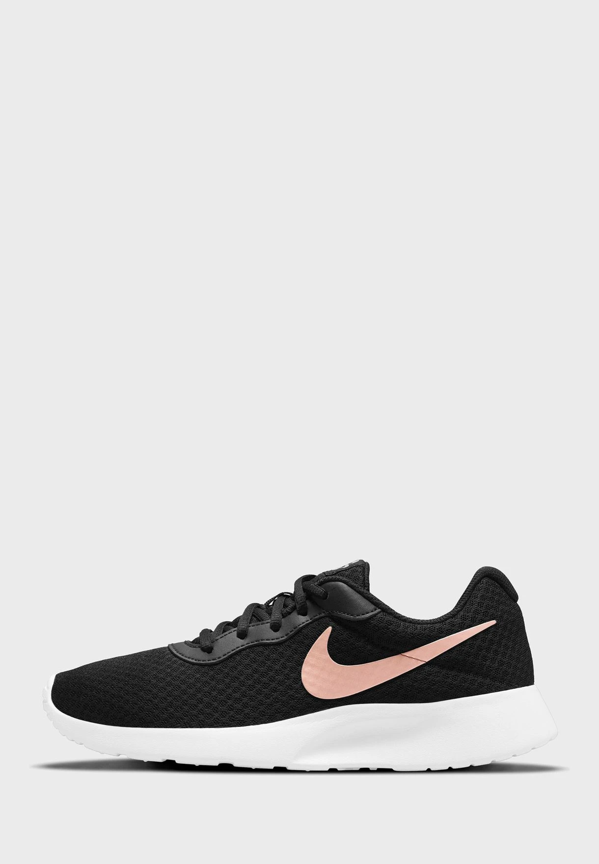 Nike Tanjun M2Z2 1 Nike Tanjun M2Z2