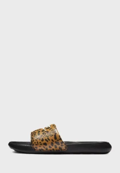 Nike Victori One Slide Print -Cheap Sandal & Sneaker Store 3 zoom desktop 560
