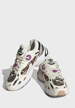 Adidas Originals Adidas Astir -Cheap Sandal & Sneaker Store 3 zoom desktop 642