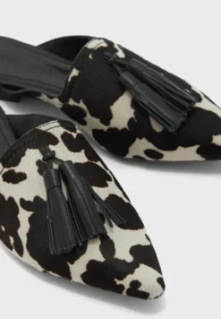 Kendall + Kylie Cara Slip Ons -Cheap Sandal & Sneaker Store 4 zoom desktop 1200