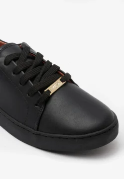 Della Slip Ons -Cheap Sandal & Sneaker Store 4 zoom desktop 1283