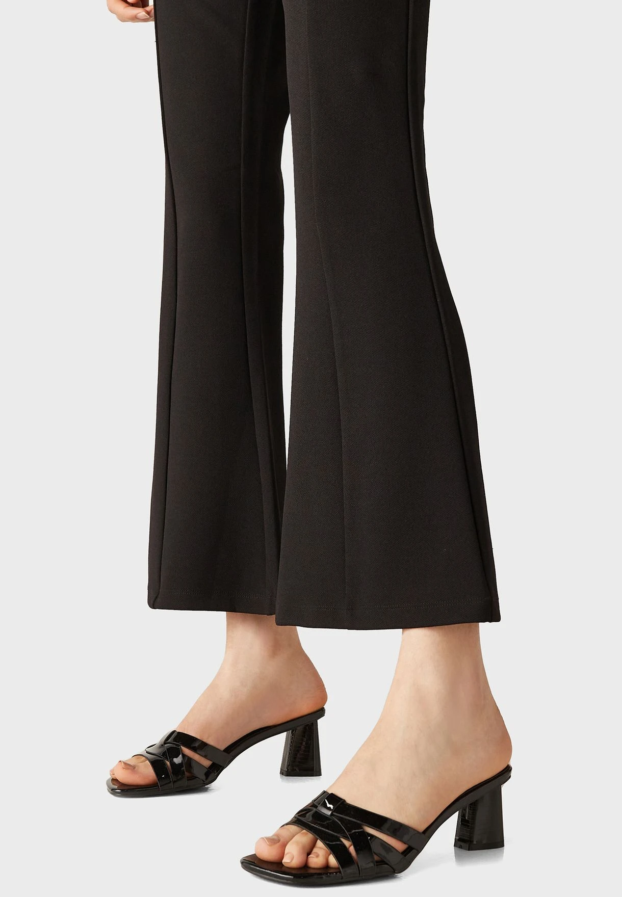 Open Toe Low Heel Sandals 4 Open Toe Low Heel Sandals - Image 4