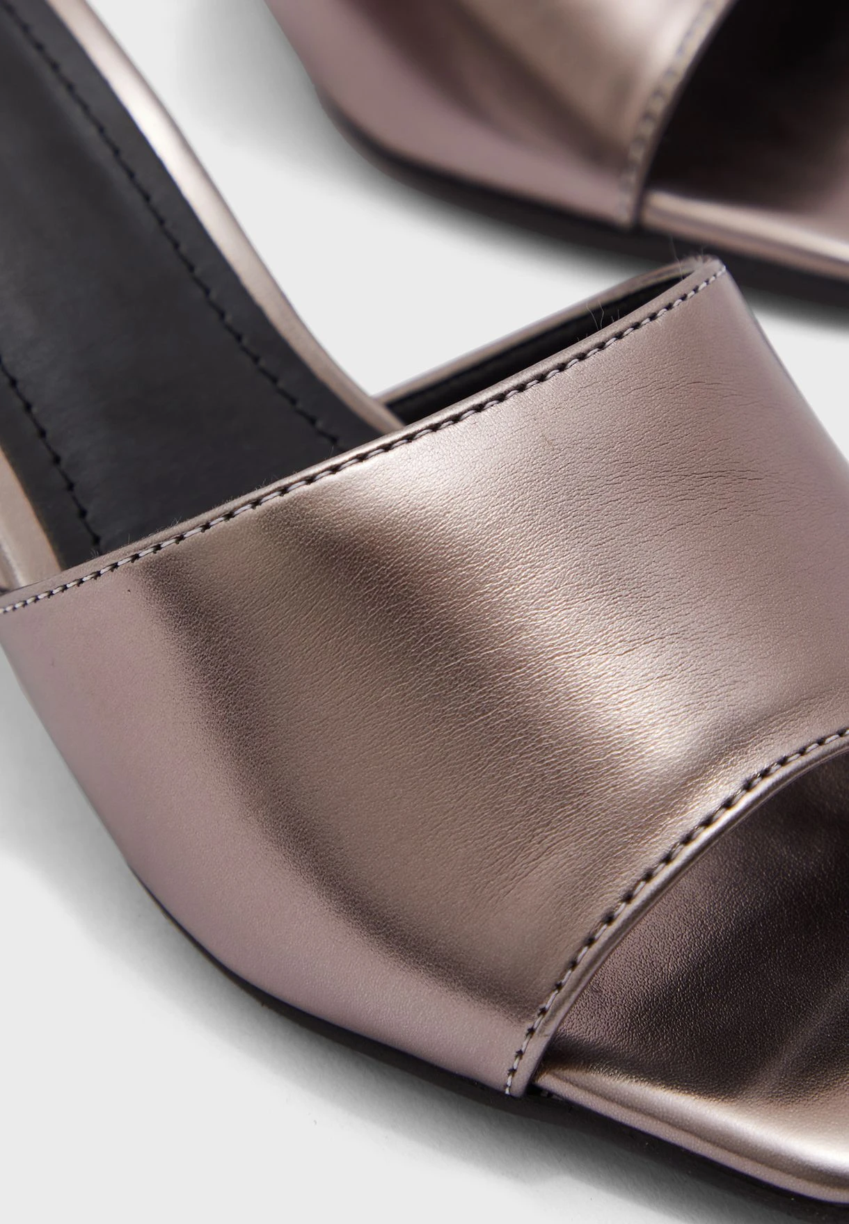 Casual Mid Heel Sandals 4 Casual Mid Heel Sandals - Image 4