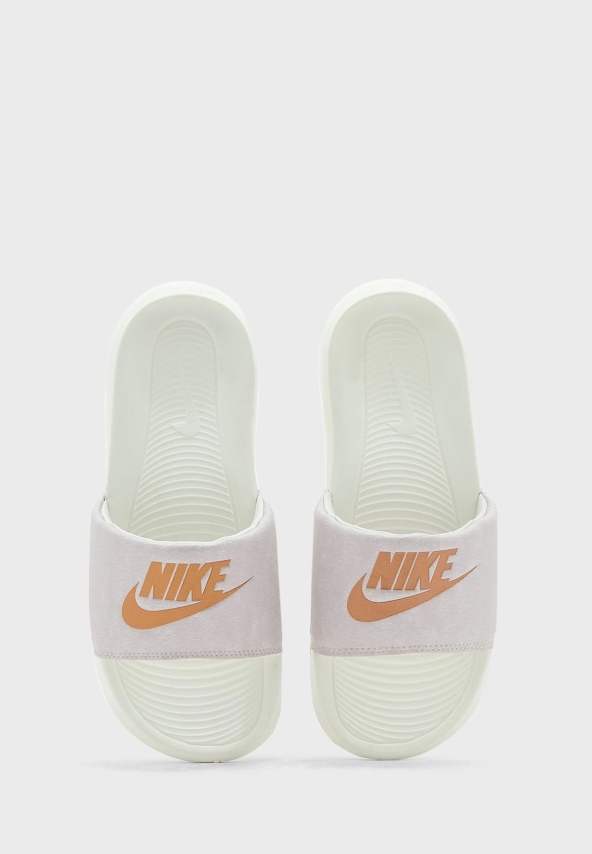 Nike Victori One Slide Ewt 4 Nike Victori One Slide Ewt - Image 4