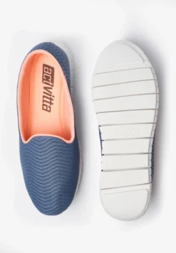 Poppy Low Top Sneakers 7 Poppy Low Top Sneakers -Cheap Sandal & Sneaker Store 4 zoom desktop 624