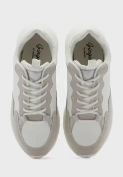 Patch Detail Sneaker 7 Patch Detail Sneaker -Cheap Sandal & Sneaker Store 4 zoom desktop 643