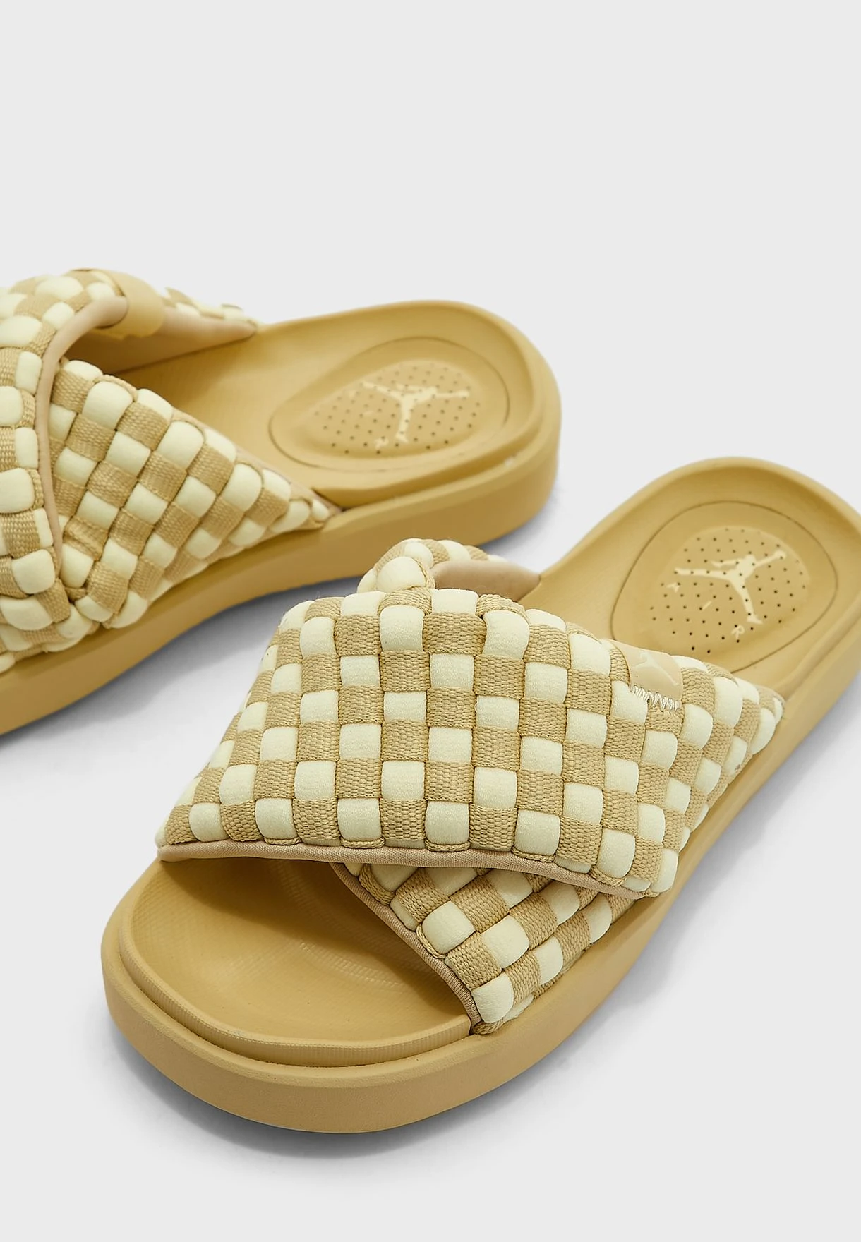 Jordan Sophia Slide 4 Jordan Sophia Slide - Image 4