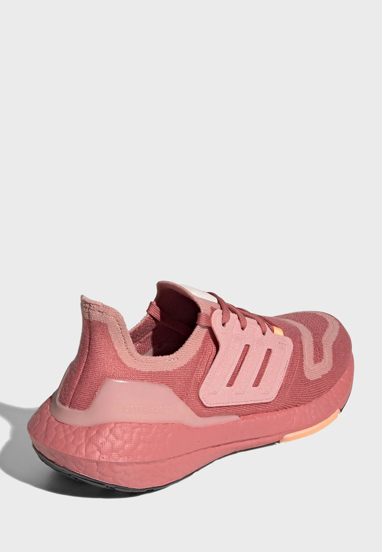 ADIDAS Ultraboost 22 W 4 ADIDAS Ultraboost 22 W - Image 4