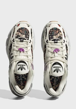 Adidas Originals Adidas Astir -Cheap Sandal & Sneaker Store 5 zoom desktop 254