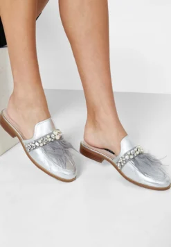 Nine West Jarae Mules -Cheap Sandal & Sneaker Store 5 zoom desktop 615