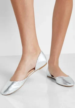 Nine West Mai Flat Ballerina -Cheap Sandal & Sneaker Store 5 zoom desktop 625